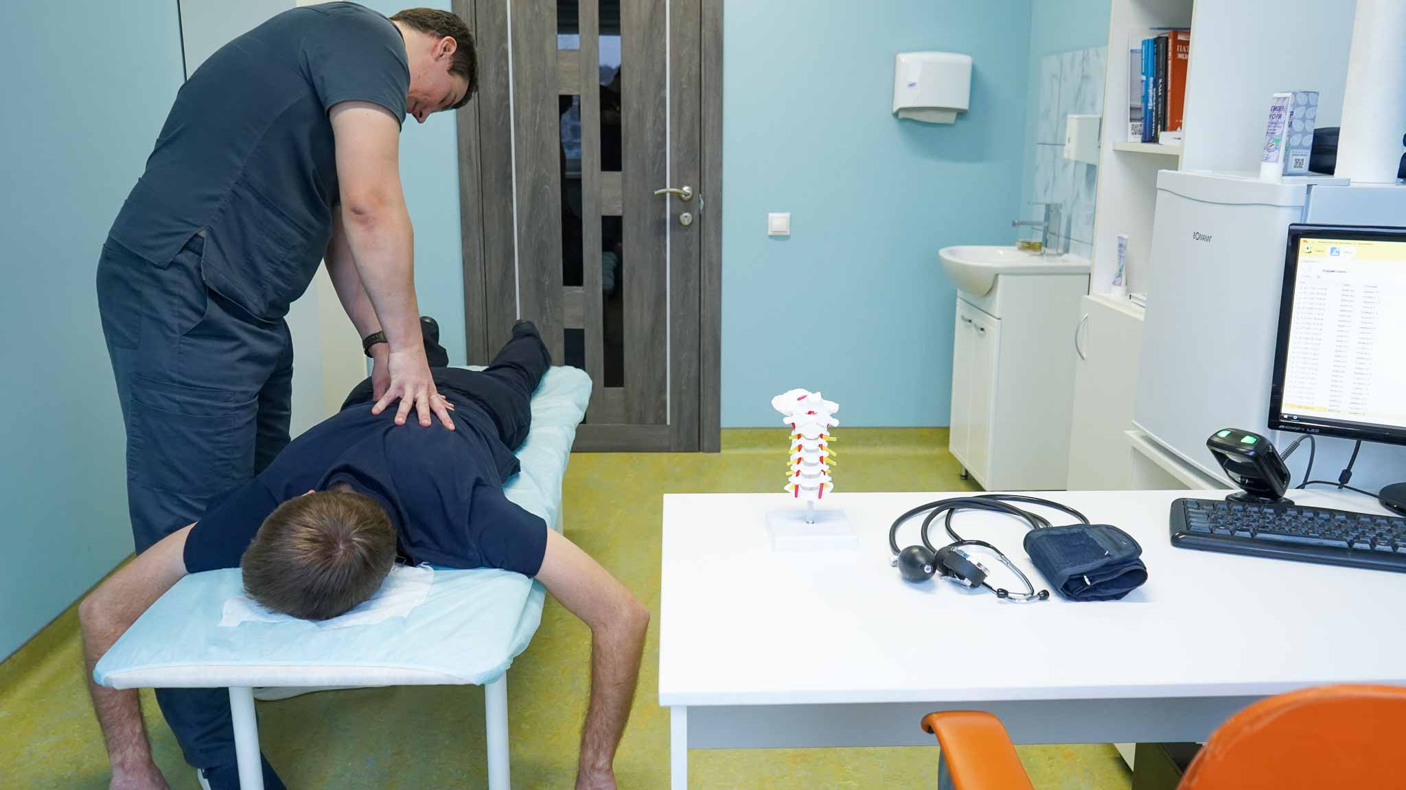 Курс коррекции мышц при лечении сколиоза в Москве
