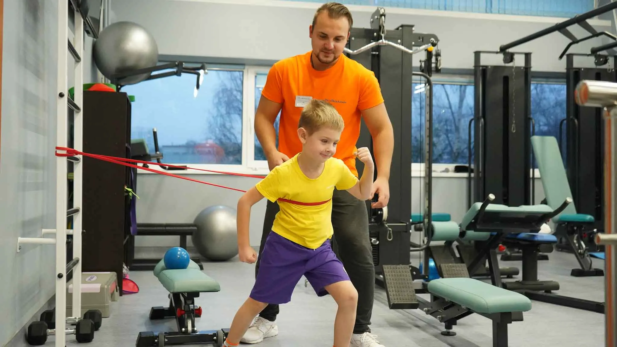 Индивидуальные занятия с инструктором ЛФК