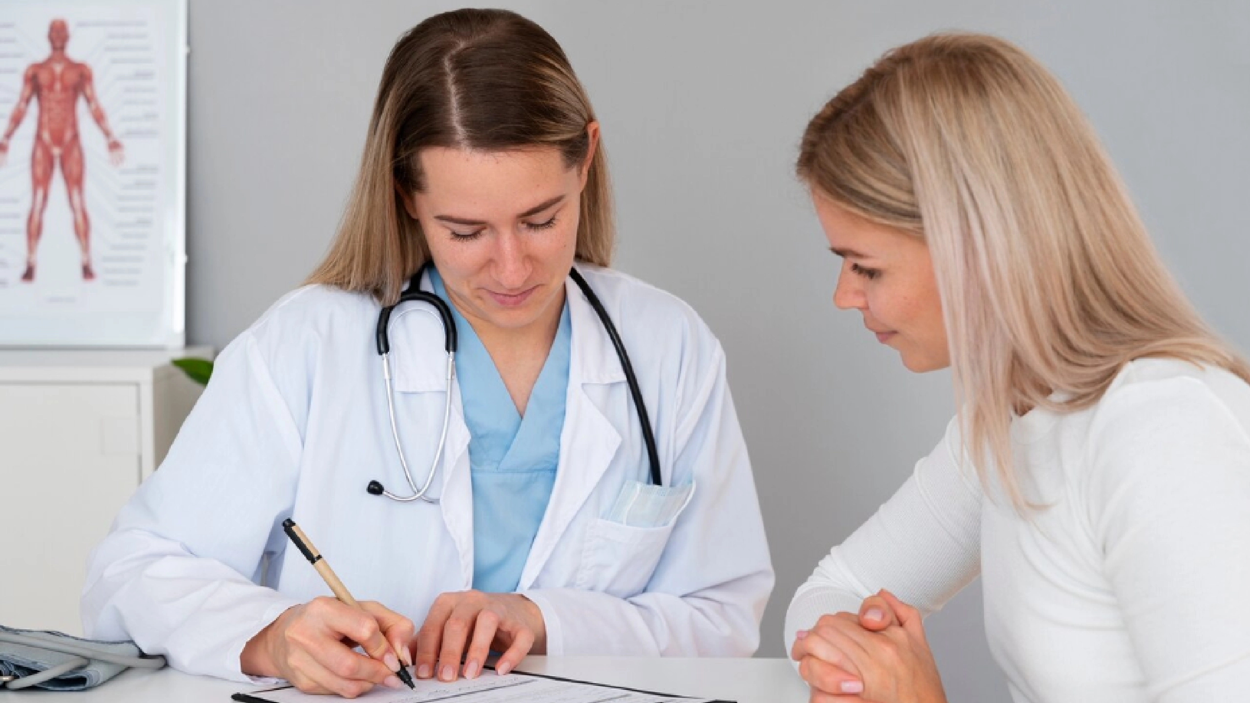 Пациентка на приёме у врача