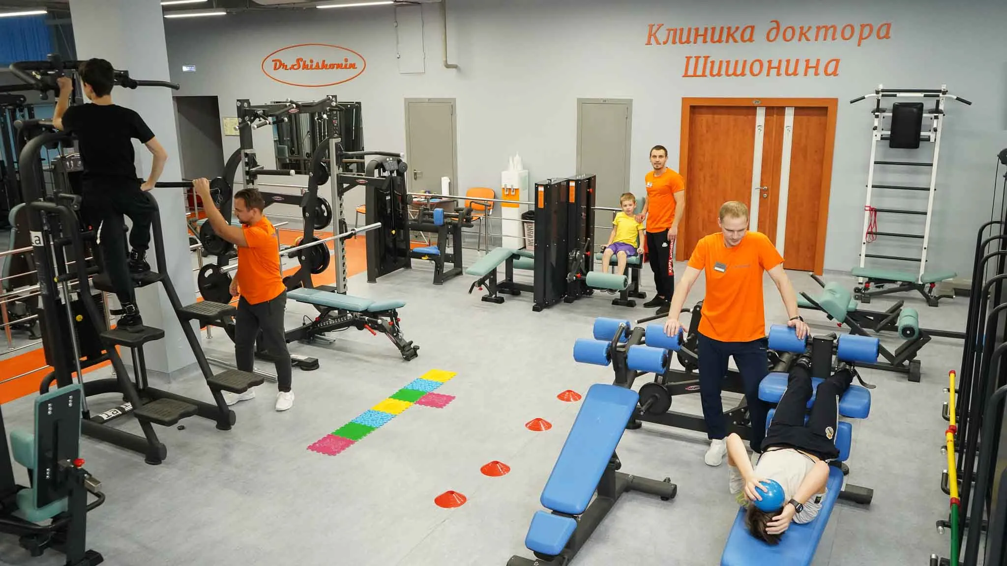 Детские инструкторы клиники доктора Шишонина