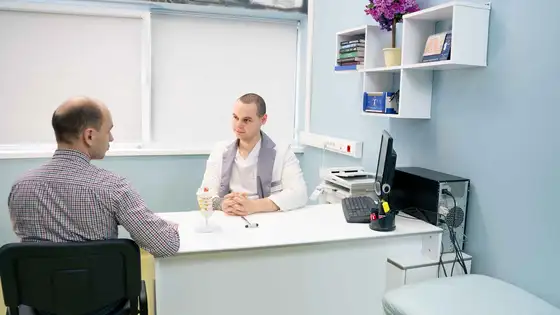 Врач эндокринолог-диетолог К. В. Жуков