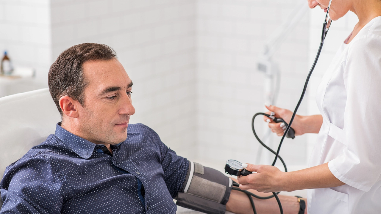 Приём у врача для выдачи больничного листа