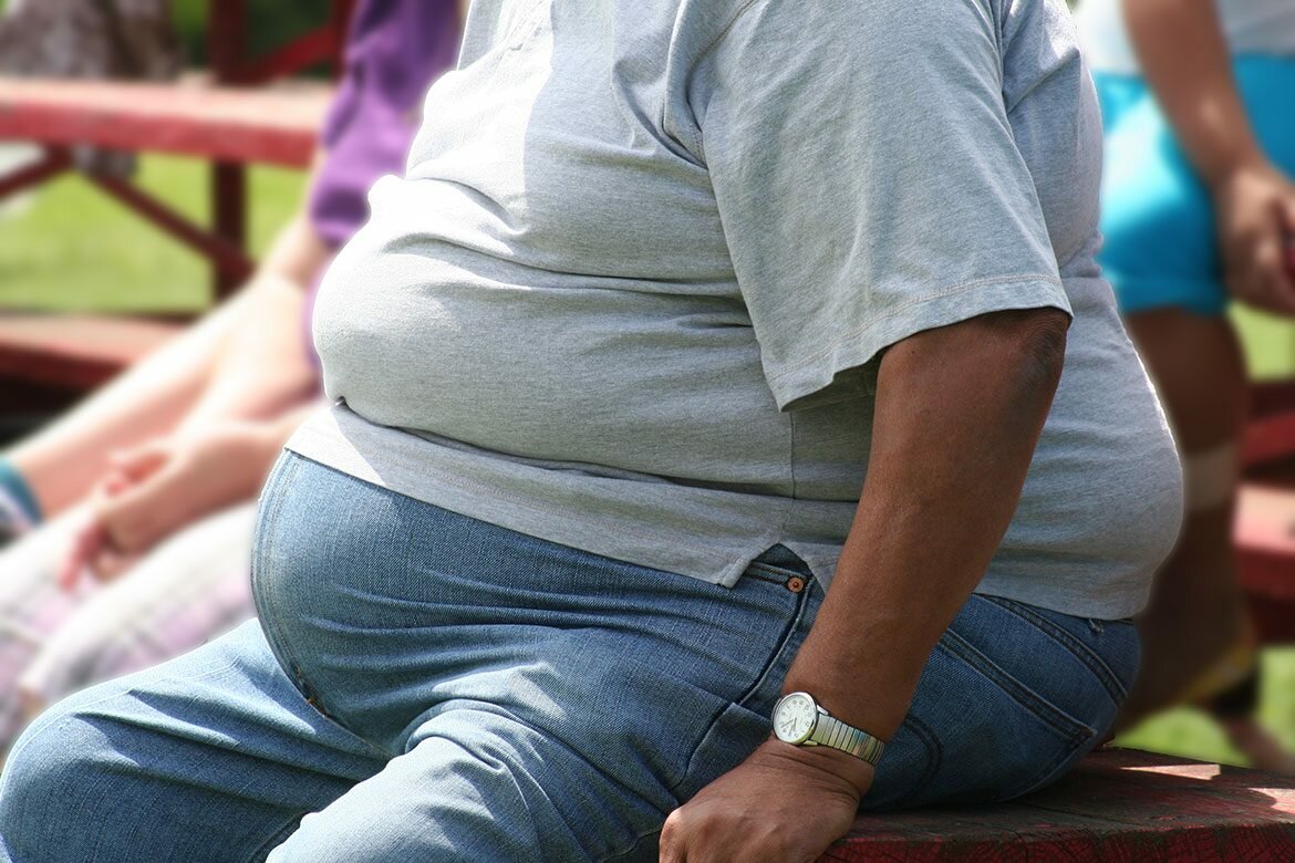 Британские врачи предложили бороться с ожирением, ухудшая кровоток в желудке